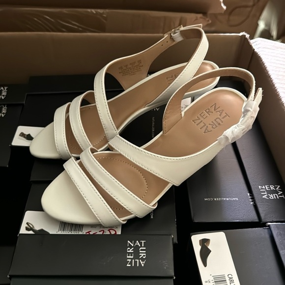 Naturalizer Taimi Heeled Sandal (WIDE) - Picture 6 of 8